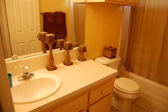 4408 SW Parkway Dr in Lawton, OK - Building Photo - Building Photo