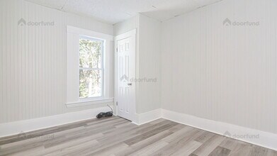 220 S Main St in Franklin, NH - Building Photo - Building Photo