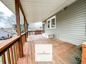 6 Crest St in Lyman, SC - Building Photo - Building Photo