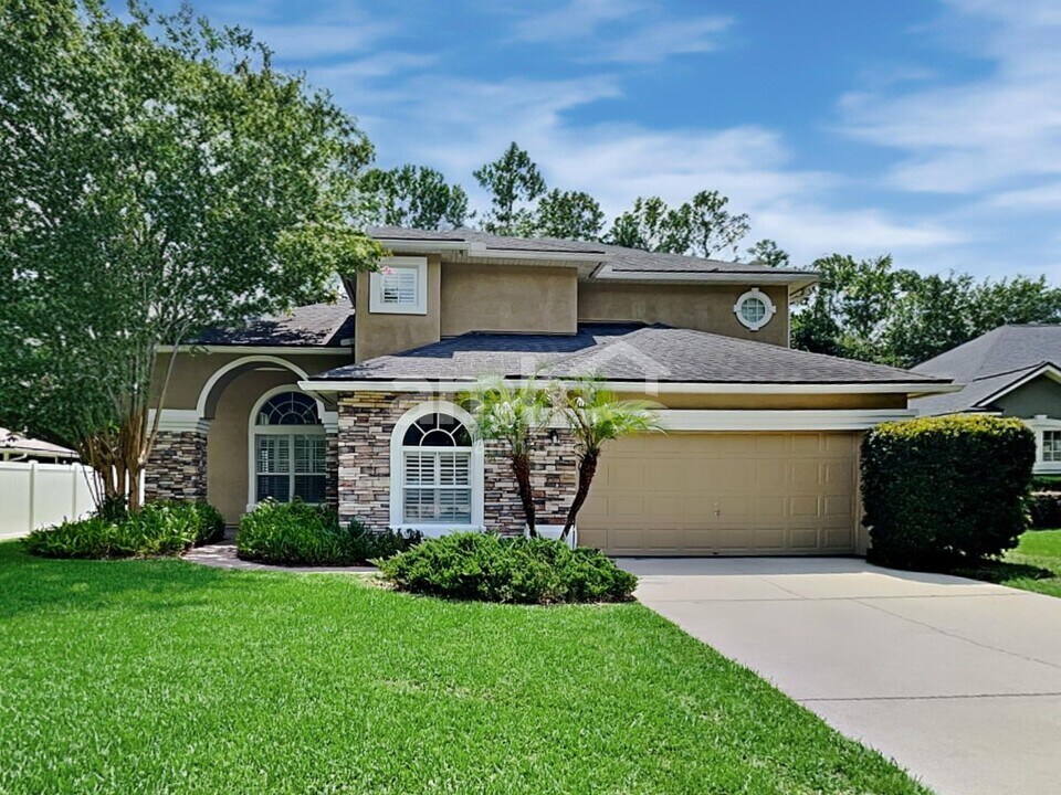 2110 Thorn Hollow Ct in St. Augustine, FL - Building Photo