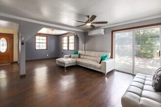 1123 Gunter St in Austin, TX - Building Photo - Building Photo