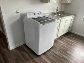 132 S Apple St in Dunmore, PA - Building Photo - Building Photo