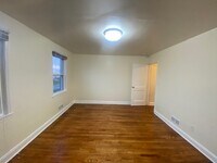 4013 Balfern Ave photo'