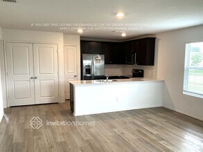 1346 Mosely Cir in Dallas, TX - Building Photo - Building Photo
