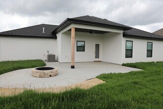 4613 Chambers Bay Dr in Columbia, MO - Building Photo - Building Photo