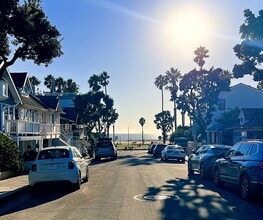 140 Hart Ave in Santa Monica, CA - Foto de edificio - Building Photo