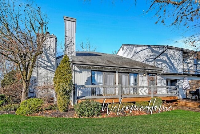 property at 12 Hackberry Ct
