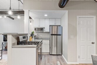 1 Hazel St in Salem, MA - Building Photo - Building Photo