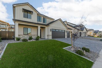 2998 E Alderann St in Saint George, UT - Building Photo - Building Photo