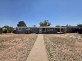 3311 Storey Ave in Midland, TX - Building Photo
