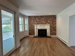 26 Hulsetown Rd in Blooming Grove, NY - Building Photo - Building Photo
