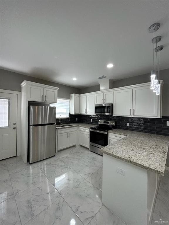 1006 N Blair Ave in Edinburg, TX - Building Photo - Building Photo