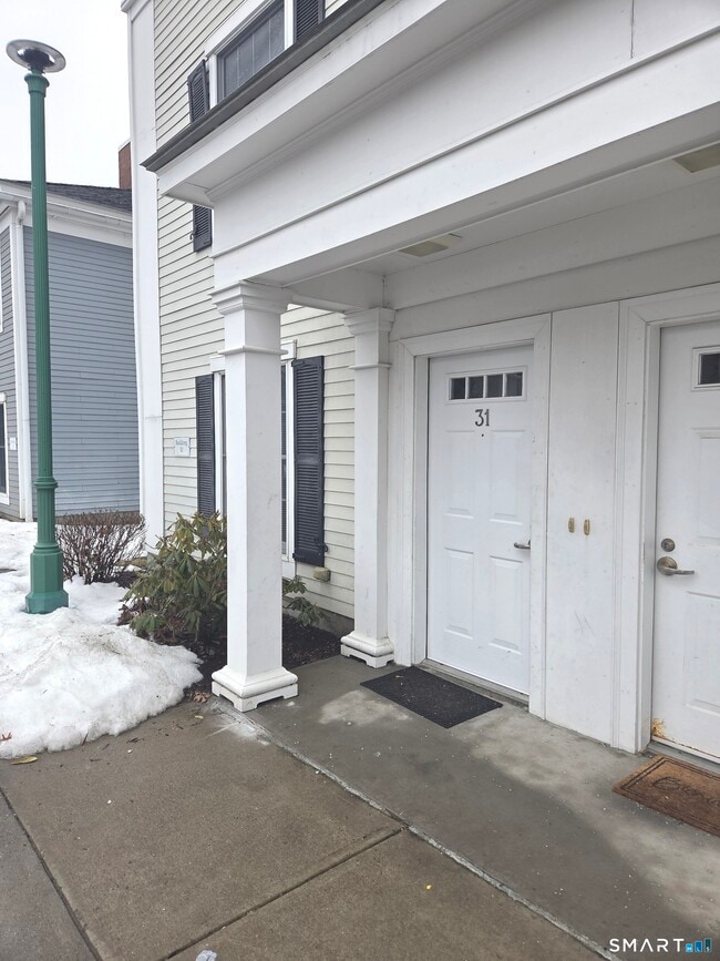 31 Fairgate Dr in Stamford, CT - Building Photo - Building Photo