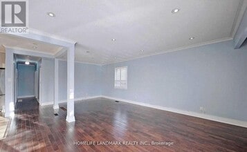 381 Osiris Dr in Richmond Hill, ON - Building Photo - Building Photo