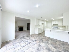 444 Dakota Way in Oceanside, CA - Building Photo - Building Photo