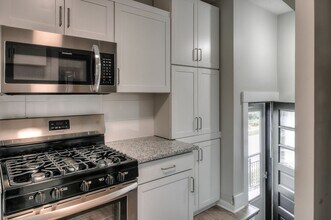 5567 Mason St in Omaha, NE - Building Photo - Building Photo