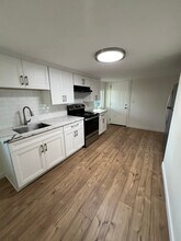 2478 Calle Aguadulce in San Diego, CA - Foto de edificio - Building Photo