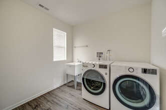 4138 Irving Rd in Aurora, IL - Building Photo - Building Photo