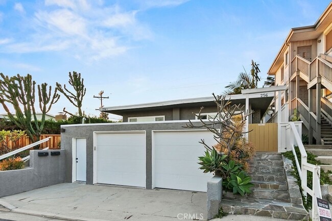 property at 256 Avenida Madrid