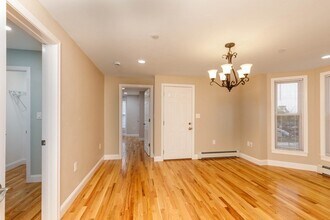 32 Pearl St in Leominster, MA - Building Photo - Building Photo
