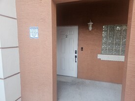 3732 SW 7th Pl in Cape Coral, FL - Building Photo