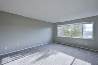 Via Holon Apartments in Greenbrae, CA - Building Photo - Interior Photo