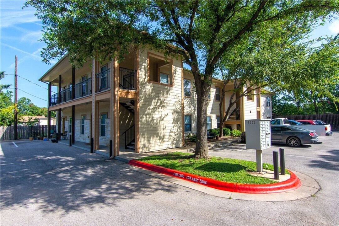 2106 Cullen Ave-Unit -2106 Cullen Ave #209 in Austin, TX - Building Photo