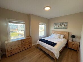 28 Pacer Way, Unit 310 in Scarborough, ME - Building Photo - Building Photo