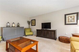 700 Island Way in Clearwater, FL - Building Photo - Building Photo