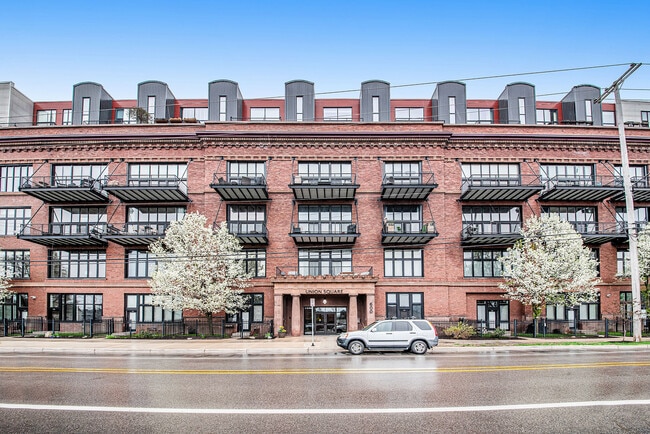 600 Broadway Ave NW in Grand Rapids, MI - Building Photo - Building Photo