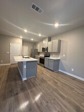 1603 Carr Ln in Lebanon, TN - Building Photo - Building Photo