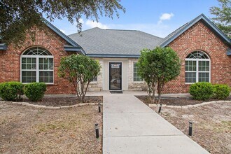 302 Ceniza Ridge Dr in Del Rio, TX - Building Photo - Building Photo
