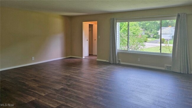 6862 Westview Dr in Brecksville, OH - Foto de edificio - Building Photo