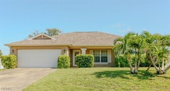 317 NE 10th Terrace in Cape Coral, FL - Building Photo