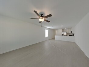 1718 Serenity Moon Dr in Crosby, TX - Building Photo - Building Photo