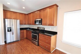 7711 Soaring Eagle Dr in Flowery Branch, GA - Building Photo - Building Photo