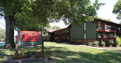The Oasis in Shawnee, KS - Building Photo - Interior Photo