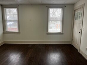 10632 Main St, Unit Upper Front Unit #1 in Clarence, NY - Building Photo - Building Photo