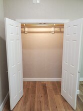 6823 Guyler St in Wallis, TX - Foto de edificio - Building Photo