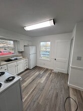 706 Outer Park Dr in Springfield, IL - Building Photo - Building Photo