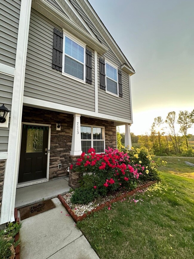 7113 Pennyroyal Wy in Charlotte, NC - Building Photo - Building Photo
