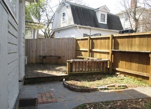 1313 Maple Ave SW in Roanoke, VA - Foto de edificio - Building Photo