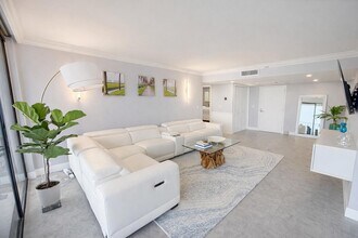 859 Jeffery St in Boca Raton, FL - Building Photo - Building Photo