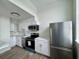 5600-6 Germantown Ave in Philadelphia, PA - Building Photo