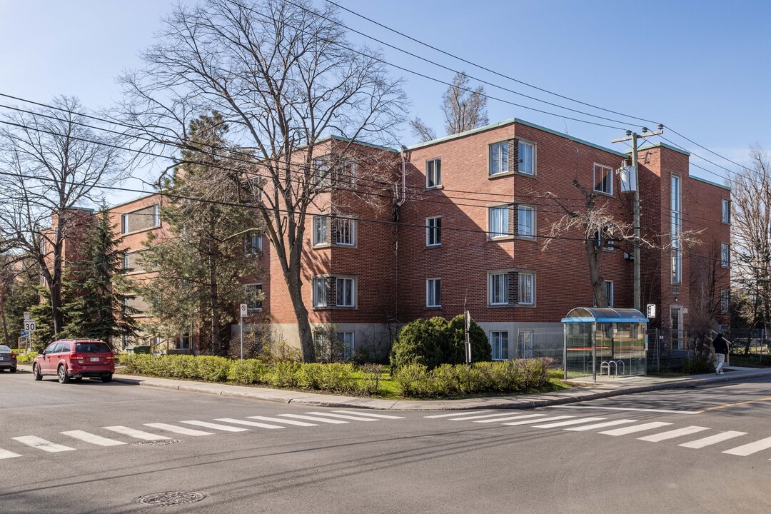 1600 Crevier Rue in St. Laurent, QC - Building Photo