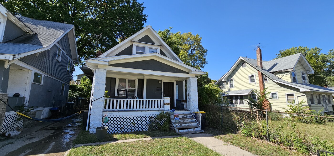 4008 Brooklyn Ave in Kansas City, MO - Building Photo