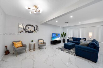 12520 NE 1st Ct in North Miami, FL - Building Photo - Building Photo