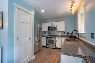 14 Gifford Ln in Bucksport, ME - Building Photo