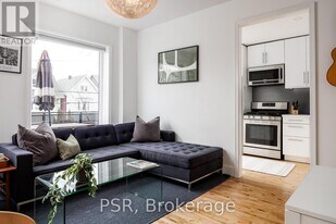 264 Dovercourt Rd in Toronto, ON - Building Photo