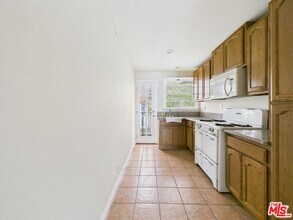 1964 N Gower St in Los Angeles, CA - Building Photo - Building Photo